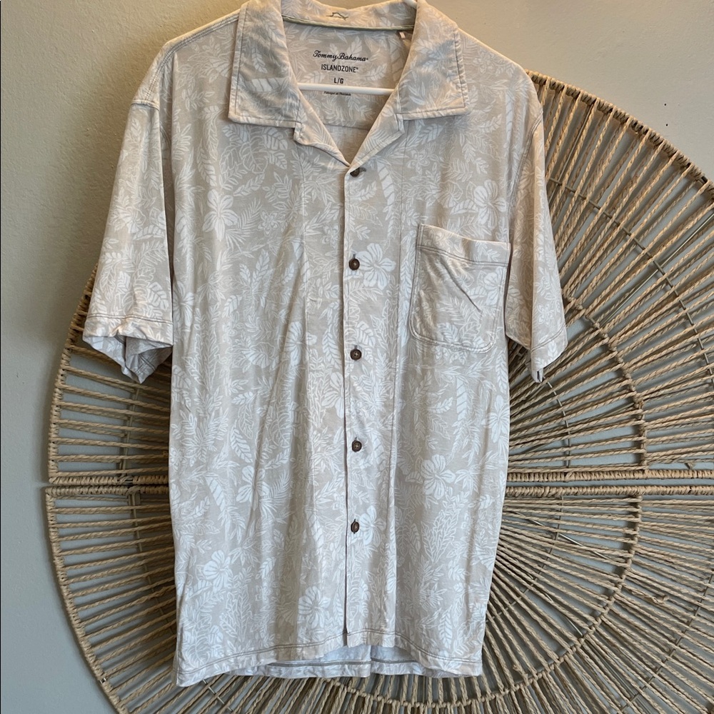 Men’s Tommy Bahama Light Beige Floral Camp Shirt Size L